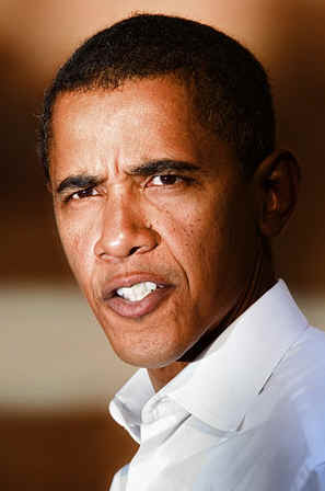 400px-Obama_Portrait_2006_trimmed.jpg (34139 bytes)